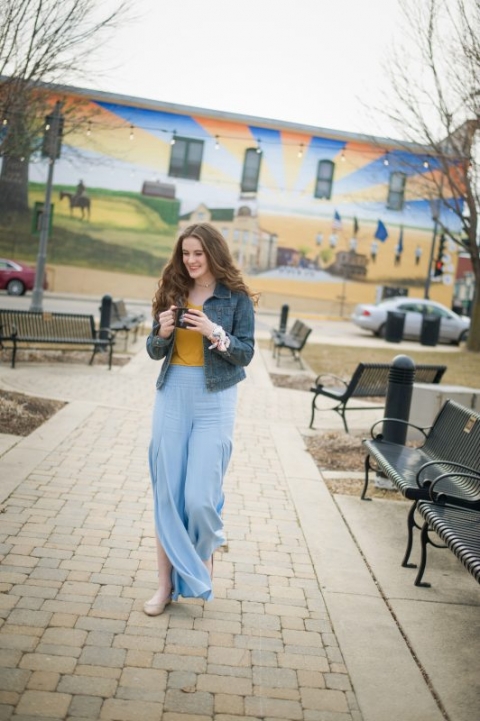 madison wi senior pictures;madison wi senior photographer;senior photographer near me;senior picture ideas; downtown senior pictures;madison senior pictures