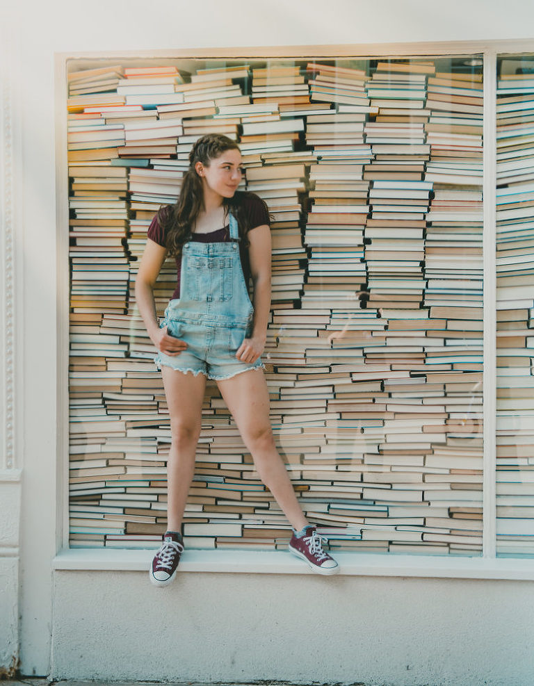 Free-Spirited Senior Girl Photos Madison Wisconsin;Free-Spirited Senior Girl Madison Wisconsin;free-spirited;senior;girl;madison;wisconsin;bohemian;hippie;seniorpicturesgirl;downtownmadison;seniorportraitswithbooks;bookseniorphotomadisonwi;seniorpicsbooks